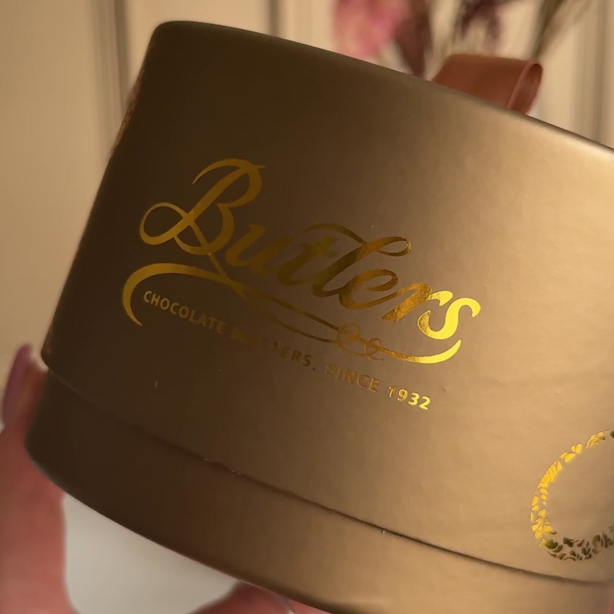 Milk Flake Truffle Powder Puff